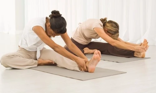 Yoga Alliance RYT 200 Yoga Alliance RYT 200 opleiding